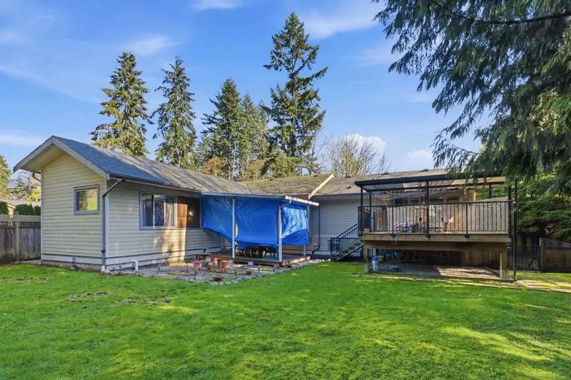 1329 APPIN ROAD - photo 1 of 25