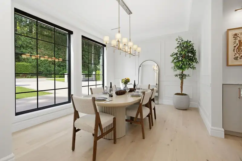 13909 28 AVENUE - photo 4 of 40