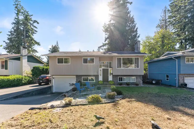 11682 64A AVENUE - photo 1 of 32