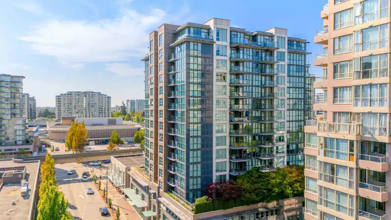 1505 8033 SABA ROAD - photo 1 of 31