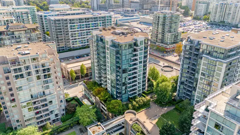 1505 8033 SABA ROAD - photo 3 of 31