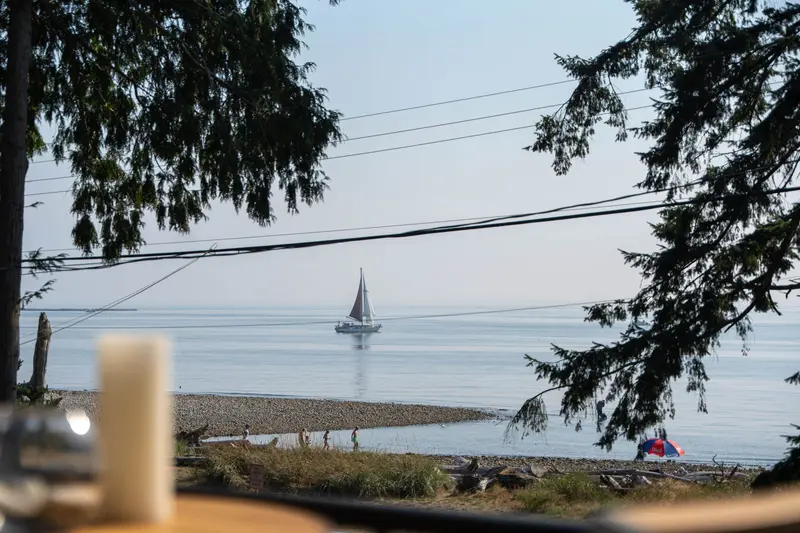 1590 OCEAN BEACH ESPLANADE - photo 4 of 25