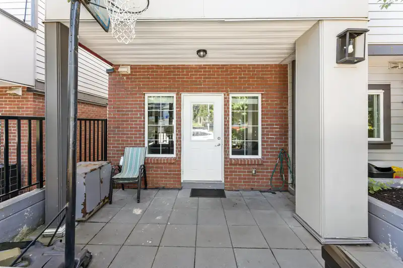 34 7247 140 STREET - photo 2 of 20