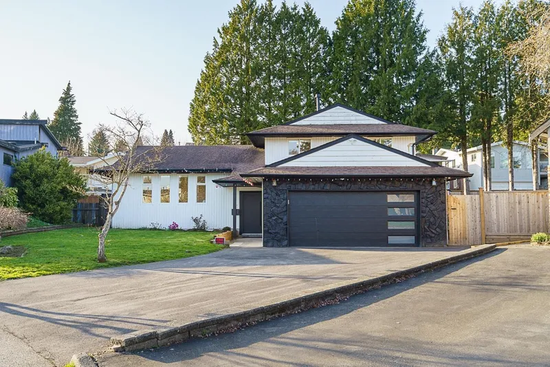 615 ALLISON PLACE - photo 2 of 25