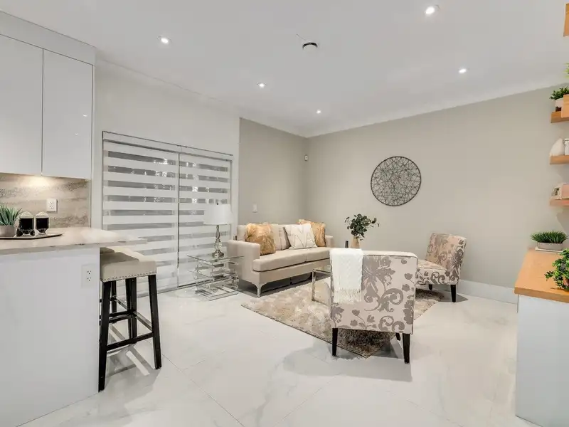 5502 WILLIAMS ROAD - photo 4 of 33