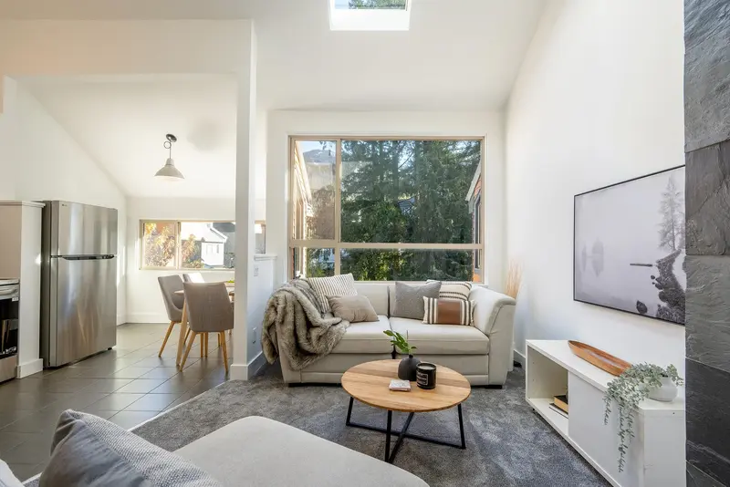 30 2110 WHISTLER ROAD - photo 1 of 21