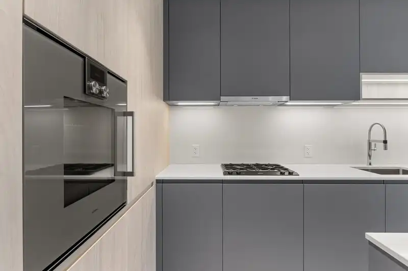 1105 6500 MINORU BOULEVARD - photo 4 of 33