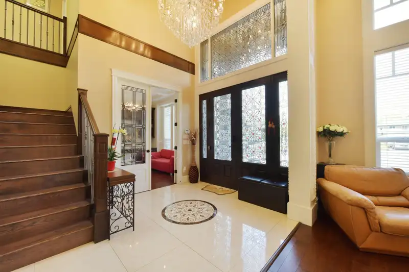 3768 BARMOND AVENUE - photo 2 of 40