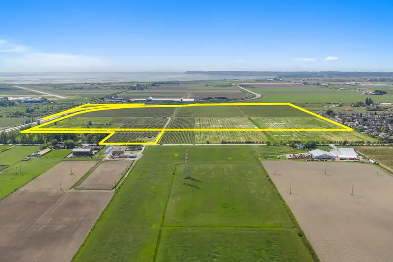 6988 LADNER TRUNK ROAD - photo 1 of 19