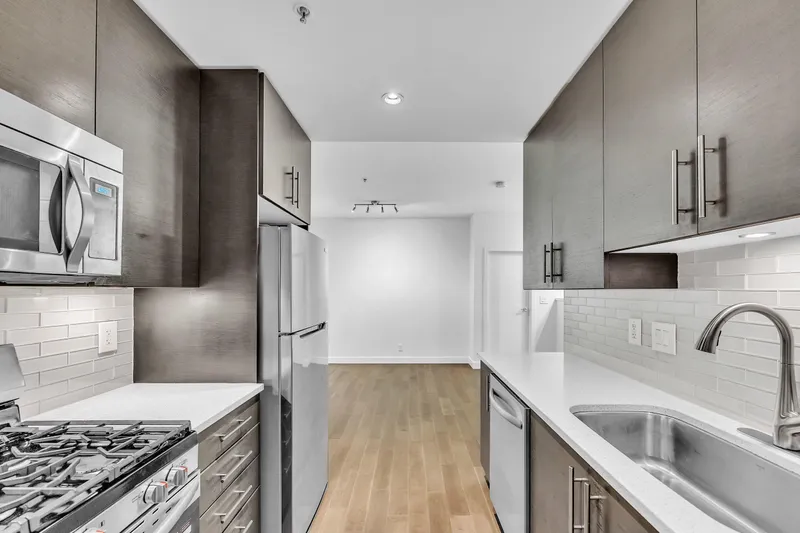 105 3294 MT SEYMOUR PARKWAY - photo 2 of 25