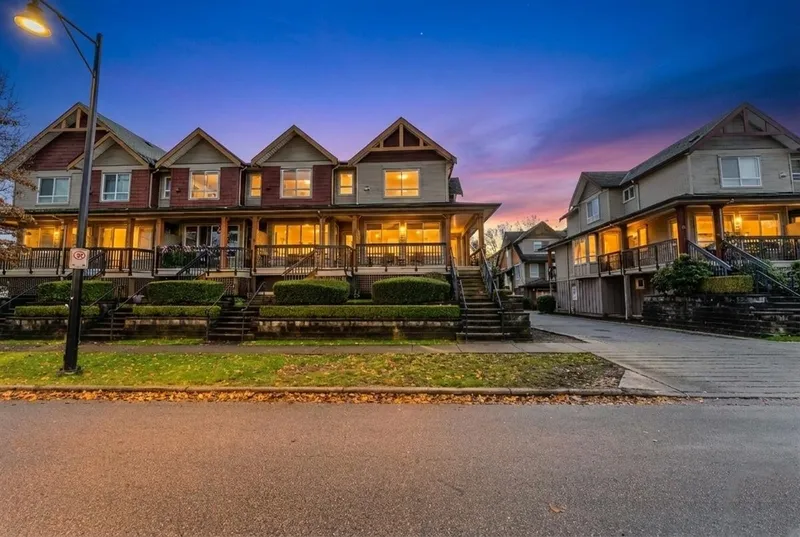 26 16772 61 AVENUE - photo 1 of 25