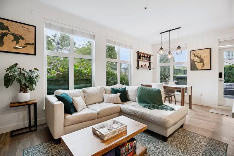 116 750 DOGWOOD STREET - photo 1 of 34