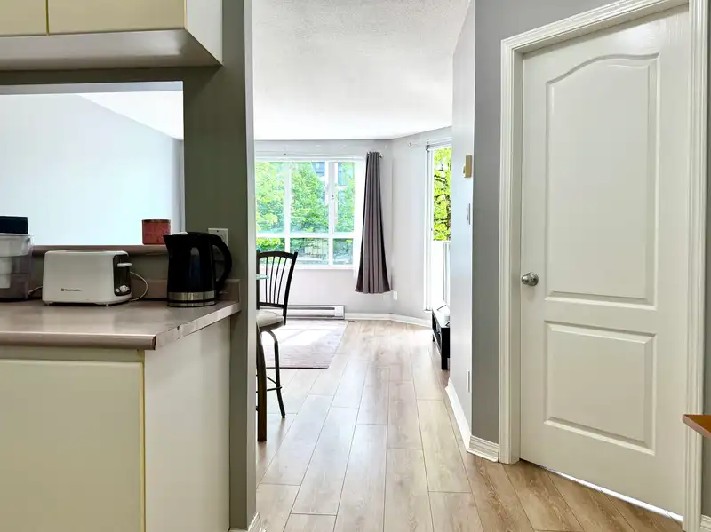 201 3455 ASCOT PLACE - photo 3 of 18