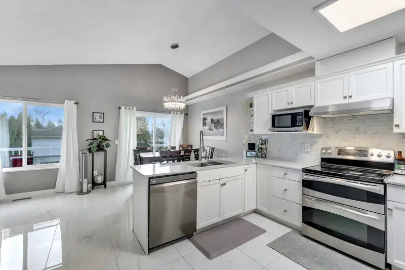 23712 DEWDNEY TRUNK ROAD - photo 1 of 40