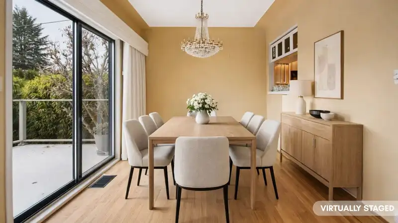 5525 CROWN STREET - photo 4 of 33