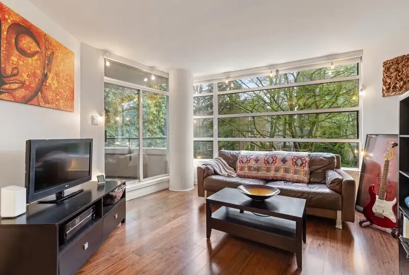 201 1225 BARCLAY STREET - photo 1 of 24