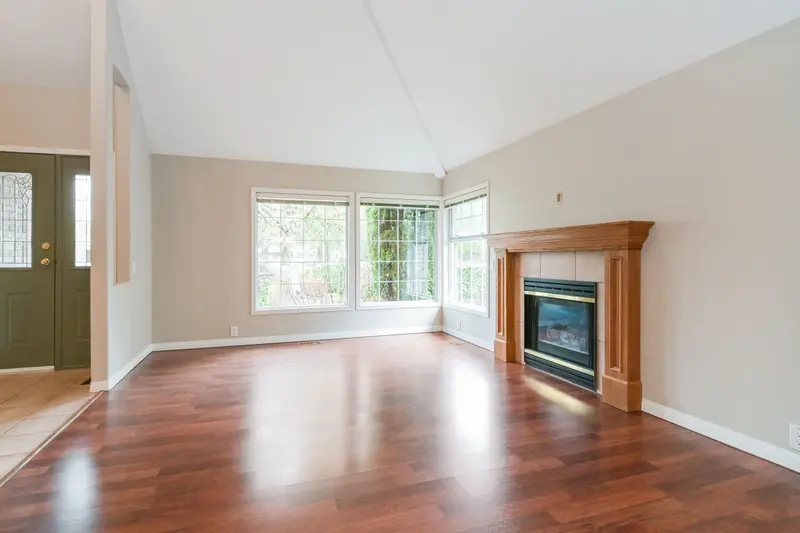 9740 210 STREET - photo 4 of 25