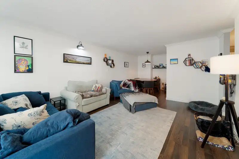 206 1850 E SOUTHMERE CRESCENT - photo 4 of 27