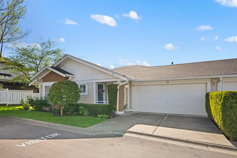 16 6885 184 STREET - photo 1 of 33