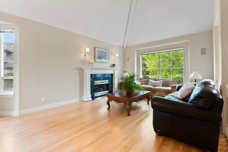 15355 SEQUOIA DRIVE - photo 2 of 25