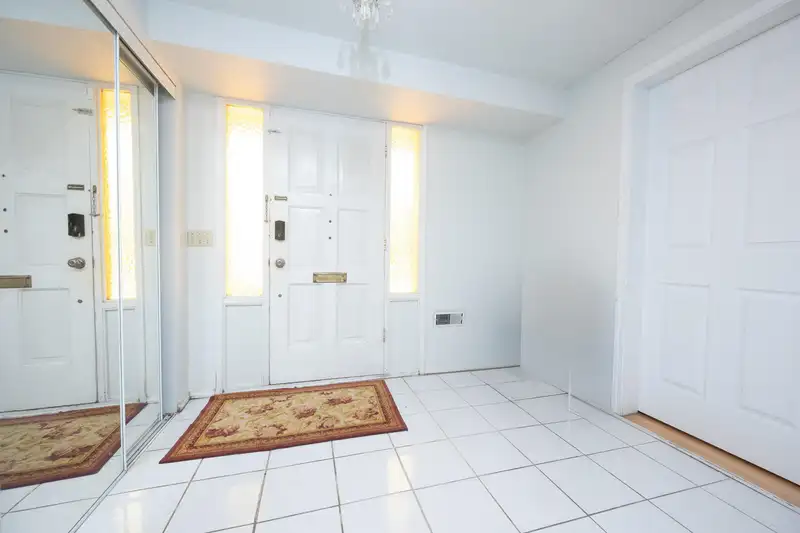 10240 ALGONQUIN DRIVE - photo 3 of 36