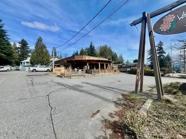 818 GIBSONS WAY - photo 4 of 14