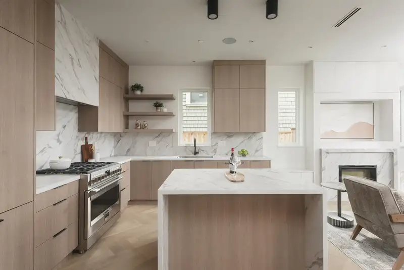 1 2130 E 2ND AVENUE - photo 3 of 18