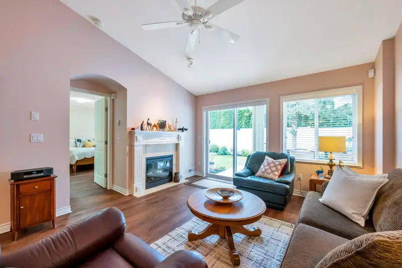3 17516 4TH AVENUE - photo 4 of 35