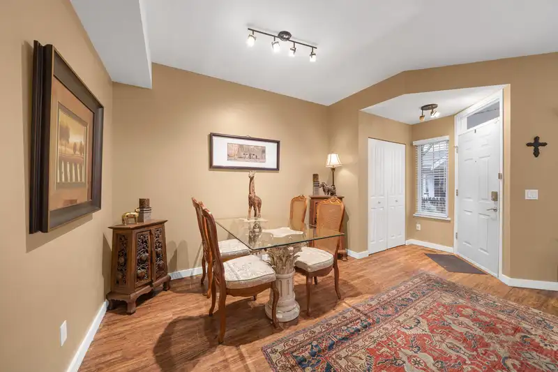211 3000 RIVERBEND DRIVE - photo 4 of 27