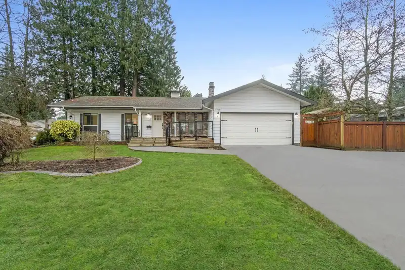19694 46 AVENUE - photo 1 of 30