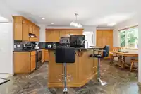 6022 187 STREET - thumbnail 12