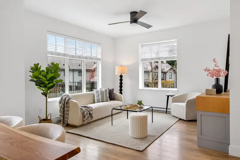 131 1290 MITCHELL STREET - photo 4 of 38