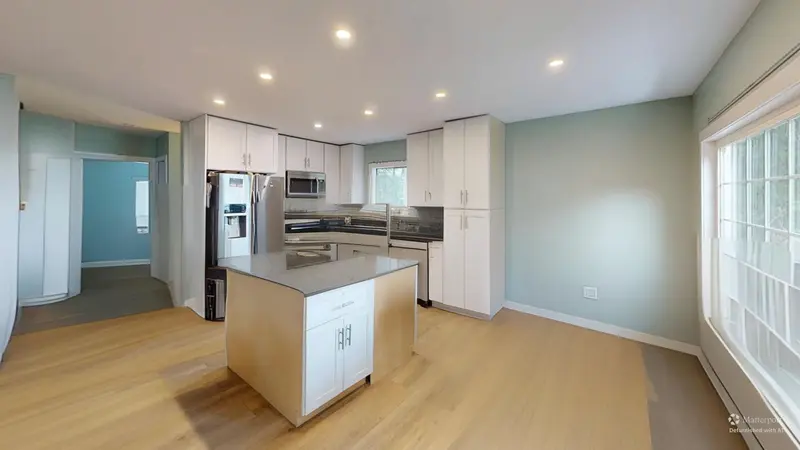 2405 MILLINER ROAD - photo 2 of 18