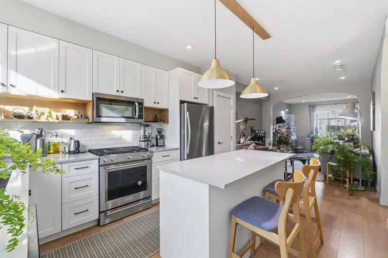 78 27735 ROUNDHOUSE DRIVE - photo 1 of 36