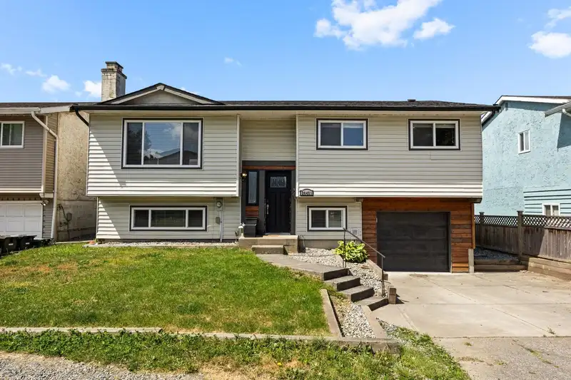 26451 30A AVENUE - photo 1 of 30