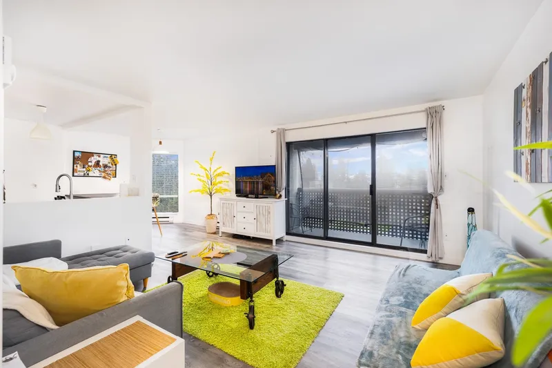 408 340 GINGER DRIVE - photo 1 of 21