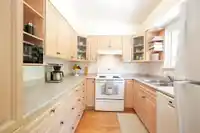 646 E WINDSOR ROAD - thumbnail 7
