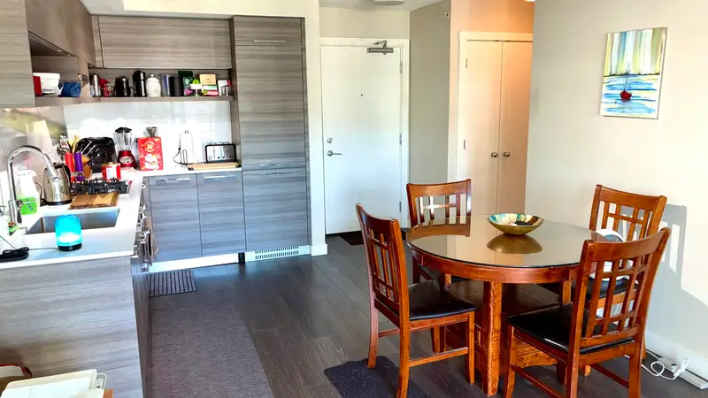 2703 570 EMERSON STREET - photo 4 of 25