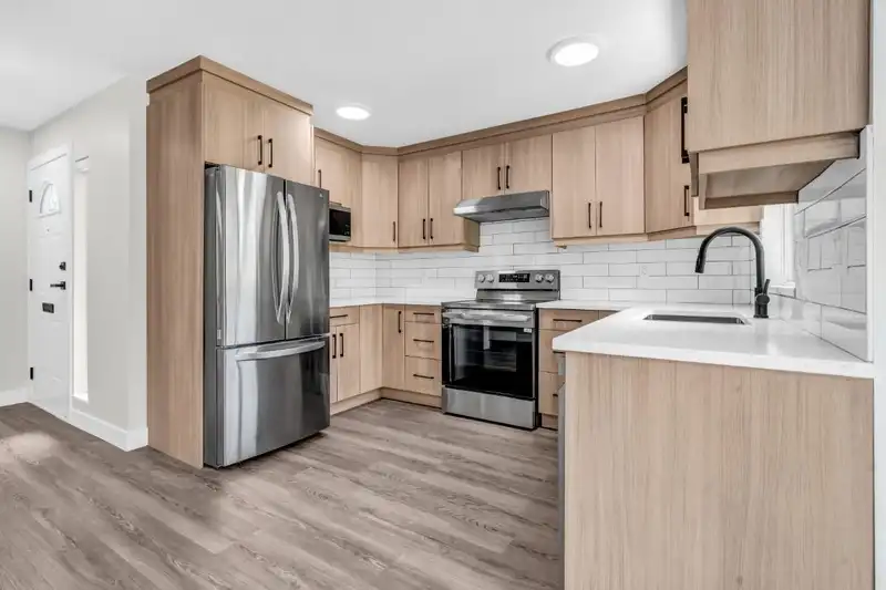 7 8291 FRENCH STREET - photo 2 of 24