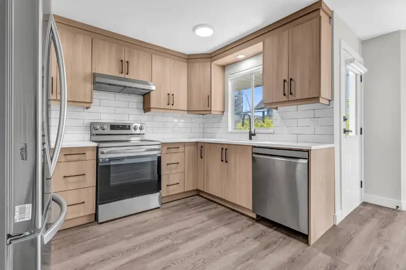 7 8291 FRENCH STREET - photo 3 of 24