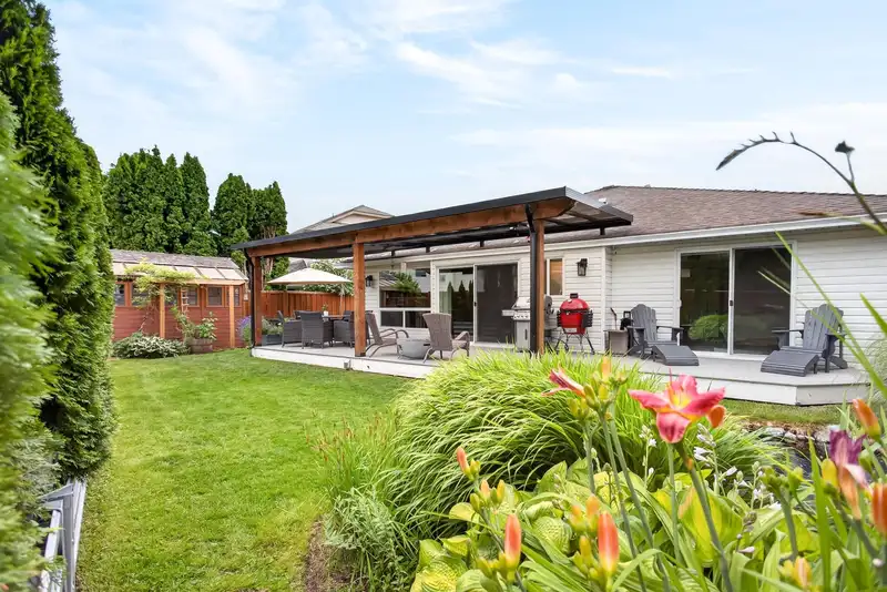 19645 SOMERSET DRIVE - photo 1 of 40