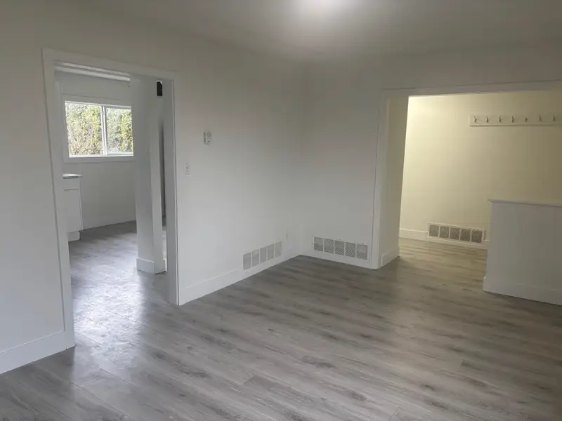 9122 HIEBERT STREET - photo 2 of 17