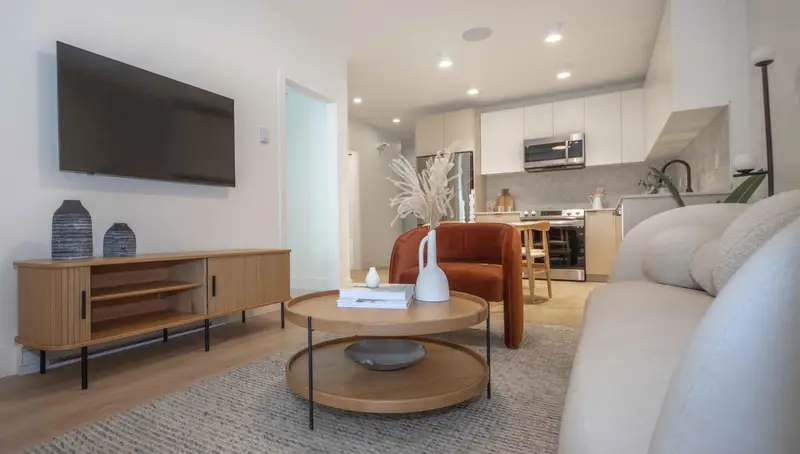 103 13455 94A AVENUE - photo 2 of 13