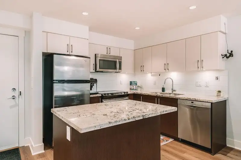 303 85 EIGHTH AVENUE - photo 4 of 34