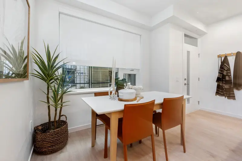 109 948 LYTTON STREET - photo 4 of 20