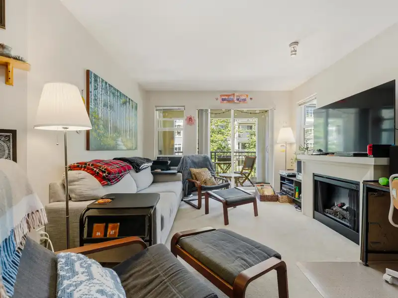 311 4868 BRENTWOOD DRIVE - photo 4 of 21