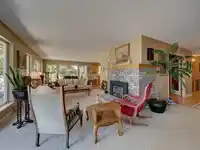 6448 N GALE AVENUE - thumbnail 17