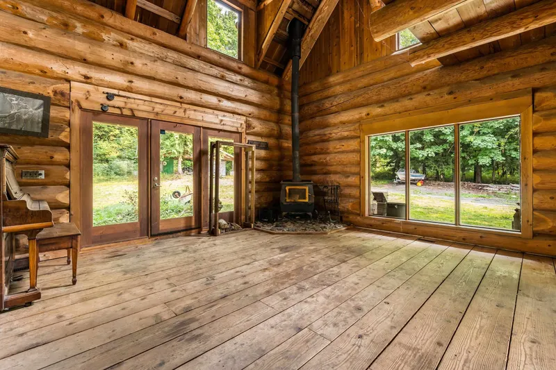 55270 CHILLIWACK BENCH FSR ROAD - photo 3 of 25