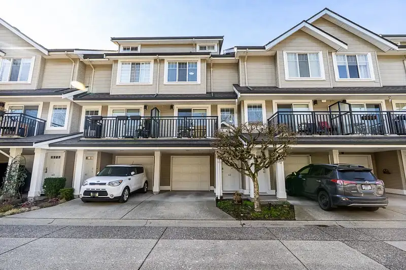 42 2927 FREMONT STREET - photo 1 of 40