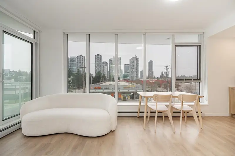 205 13685 102 AVENUE - photo 4 of 25